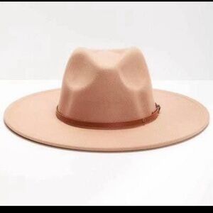 Elegant Tan Wide-Brim Hat
